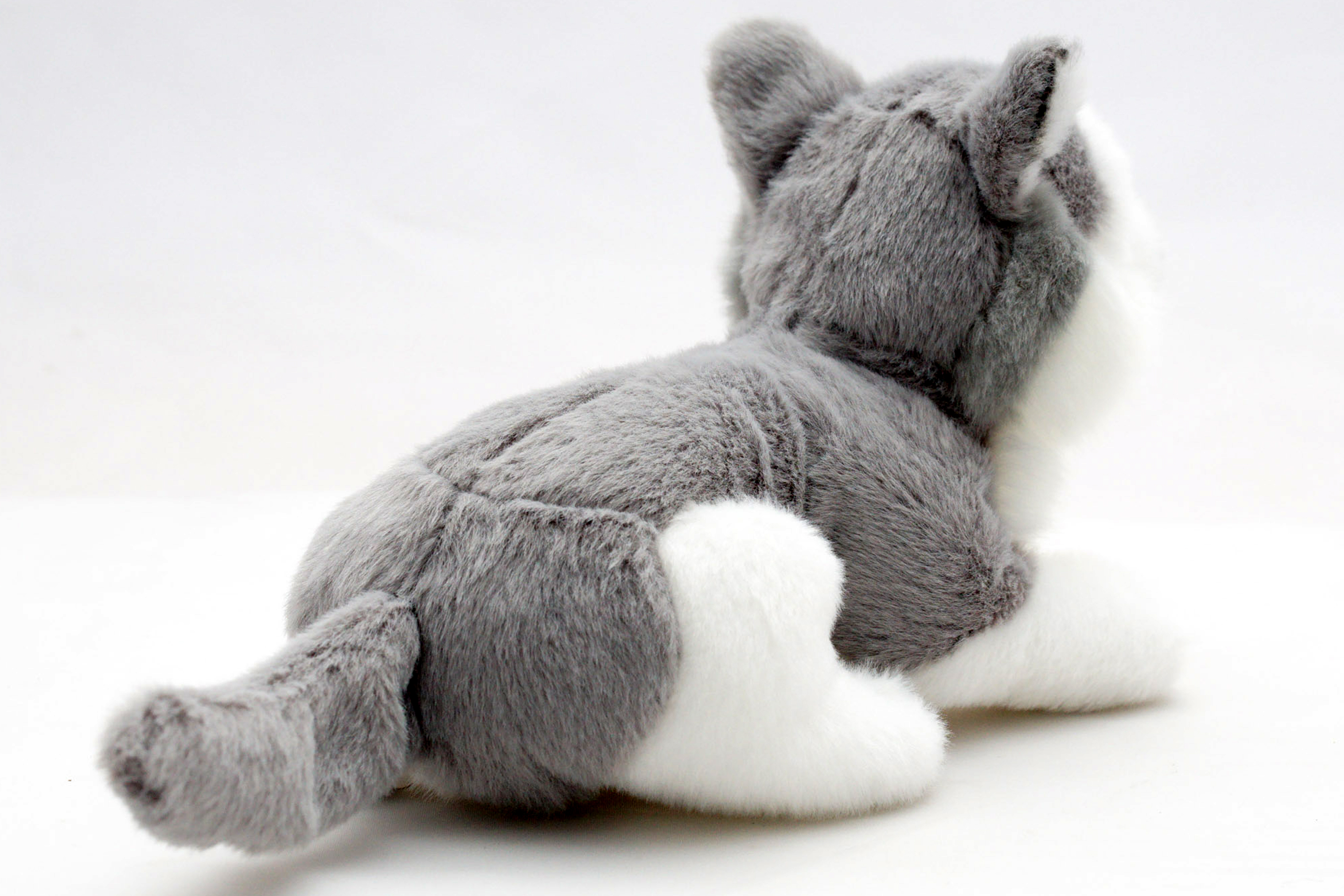Husky IOWA Schlittenhund liegend grau-weiß mit blauen Augen Kuscheltier 22 cm 