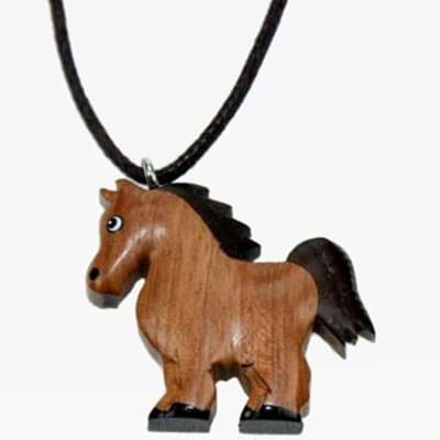 Bild von Pferd Pony Pferdchen -  die Holzkette